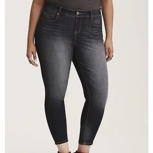 Torrid high rise curvy jeans - dark wash - 14R